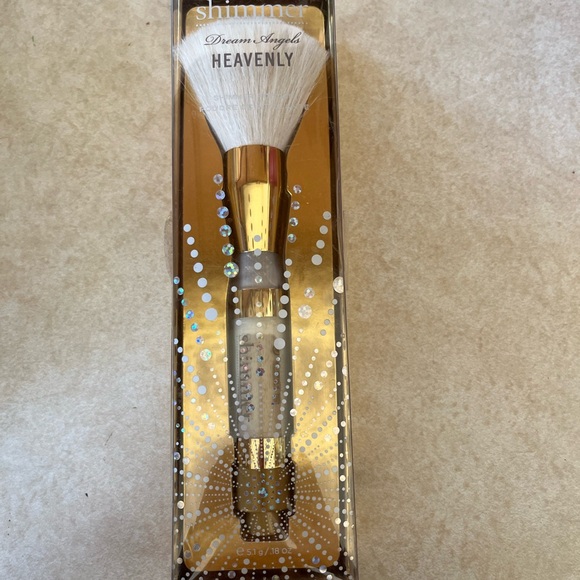 Victoria's Secret Other - Victoria's Secret NIB RARE Dream Angels Heavenly Shimmer Powder Brush